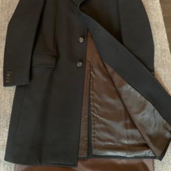 Louis Vuitton Coat - authentic! - Picture 4 of 13